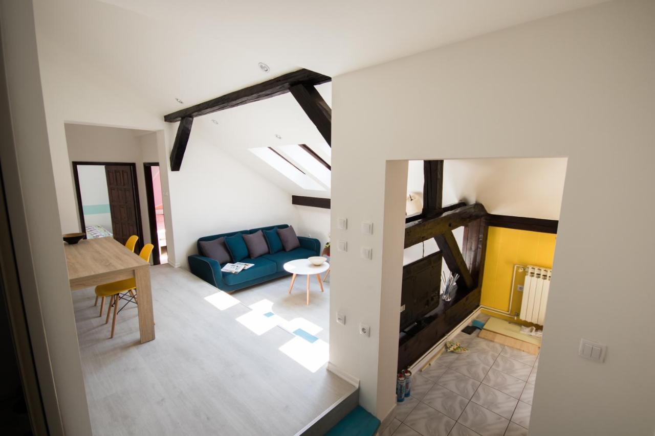 Chic Apartment In The Downtown - The Best Location Sarajevo Exterior foto